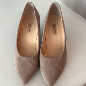Paul Green Tan Heels Elegant Suede